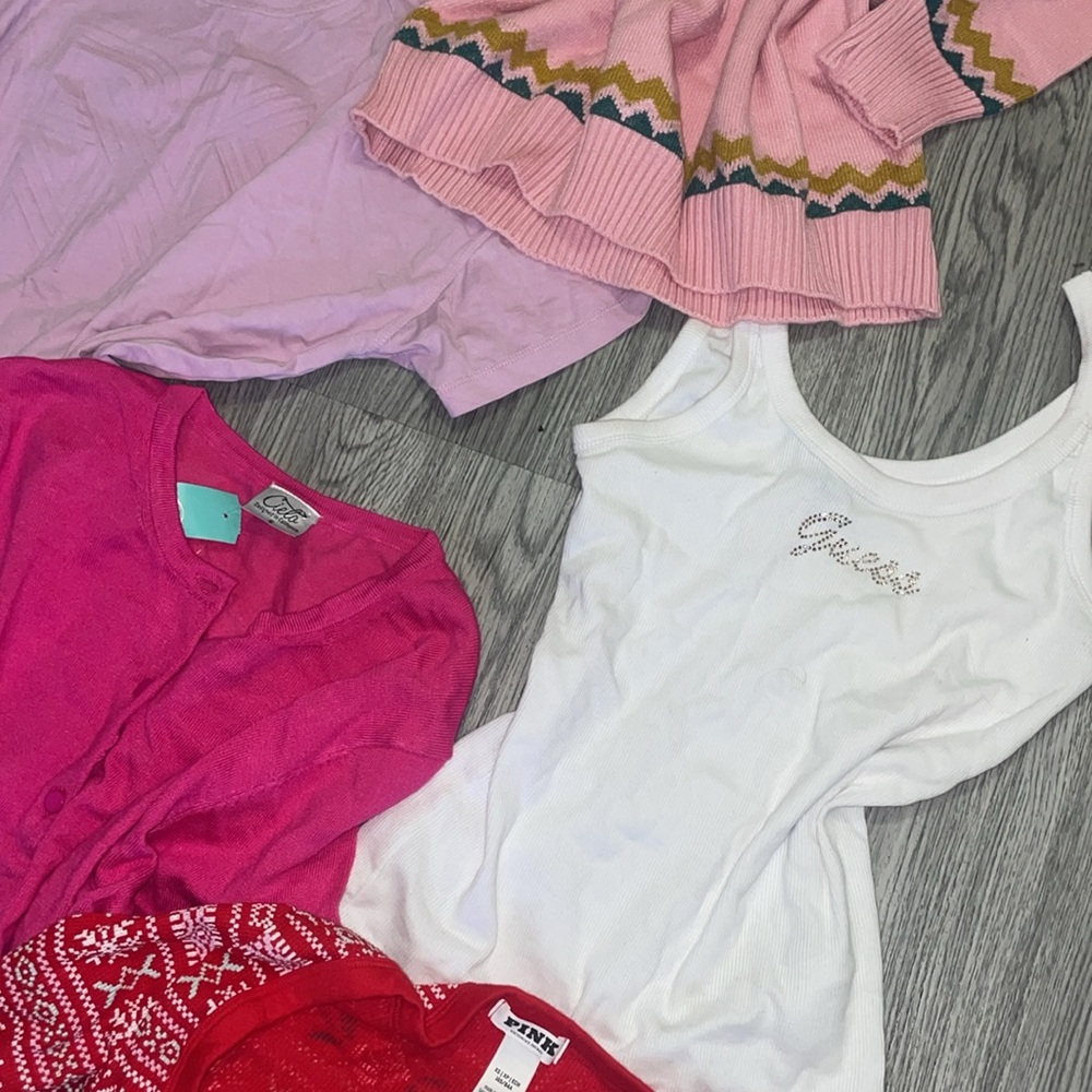 🩷$12 FASHION BUNDLE!! 🩷 - Picture 3 of 4